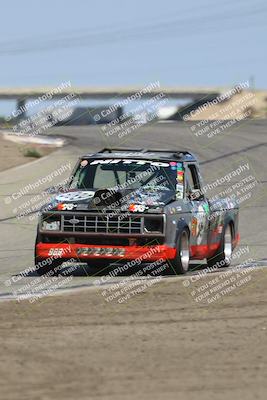 media/Sep-28-2025-24 Hours of Lemons (Sun) [[5dfe0e5f6e]]/12pm (Outside Grapevine)/